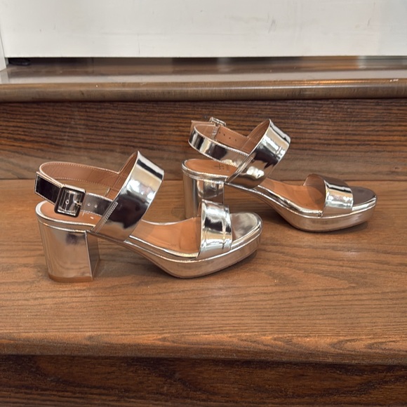 Aquatalia platform sandals - Picture 4 of 5